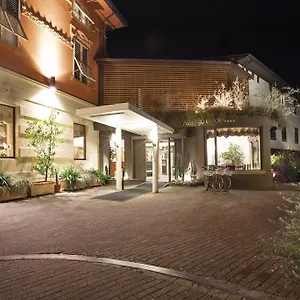 https://albergo-celide.it-tuscanyhotel.com