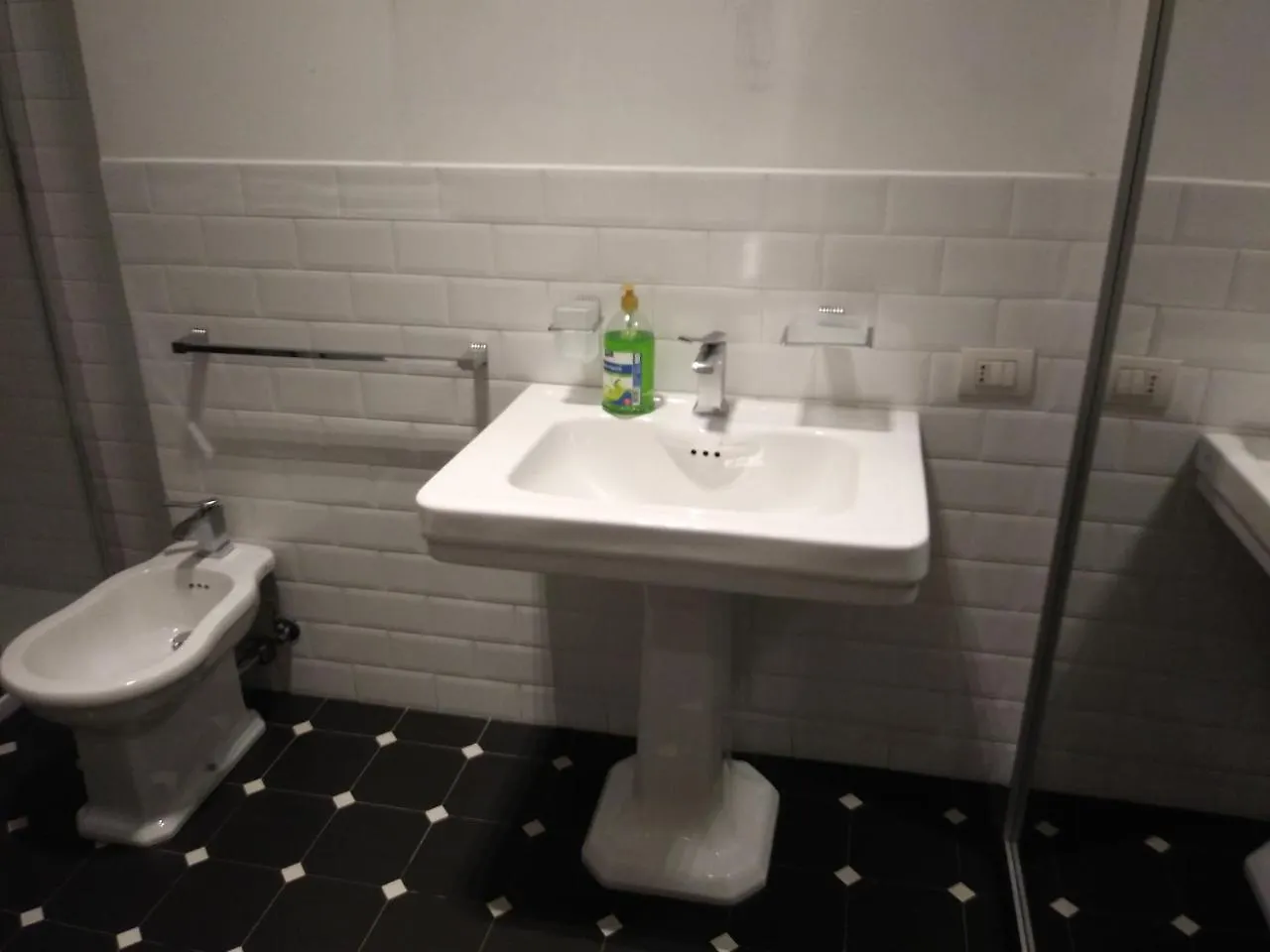 Affittacamere Wbh Buenos Aires Hotel Milano